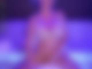 AlenaCroft's Live Sex Cam Show