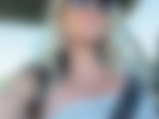 AlenaCroft's Live Sex Cam Show