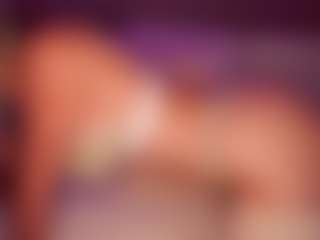 AlenaCroft's Live Sex Cam Show