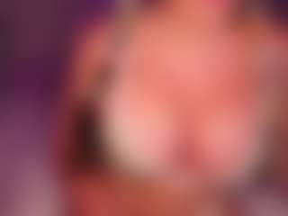 AlenaCroft's Live Sex Cam Show