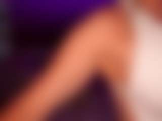 AlenaCroft's Live Sex Cam Show