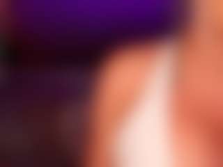 AlenaCroft's Live Sex Cam Show