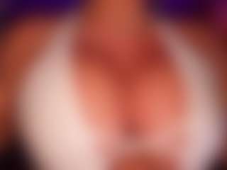 AlenaCroft's Live Sex Cam Show