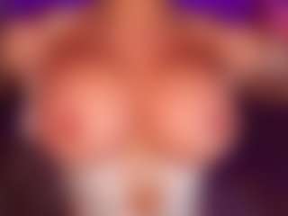 AlenaCroft's Live Sex Cam Show