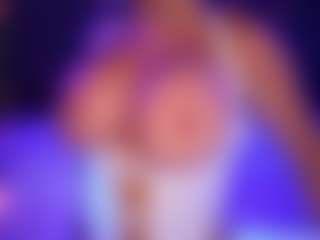 AlenaCroft's Live Sex Cam Show