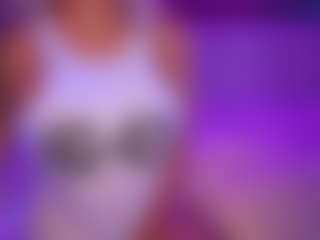 AlenaCroft's Live Sex Cam Show
