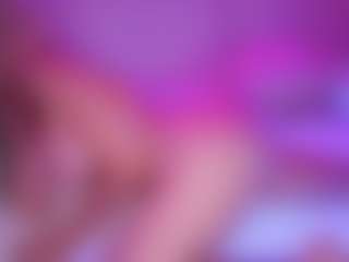AlenaCroft's Live Sex Cam Show