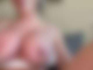 AlenaCroft's Live Sex Cam Show