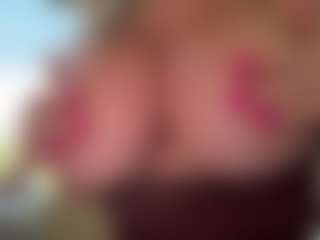 AlenaCroft's Live Sex Cam Show