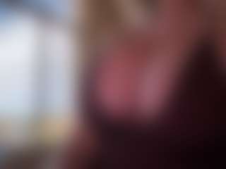 Live cam show with AlenaCroft - Tease Big Tits on Camsoda