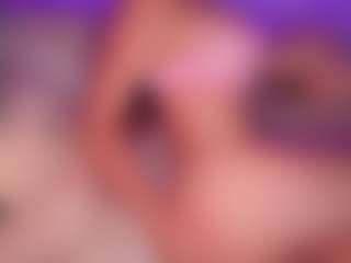 AlenaCroft's Live Sex Cam Show
