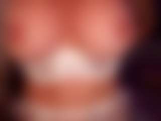 AlenaCroft's Live Sex Cam Show