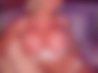 AlenaCroft's Live Sex Cam Show