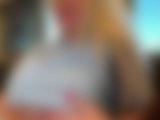 AlenaCroft's Live Sex Cam Show