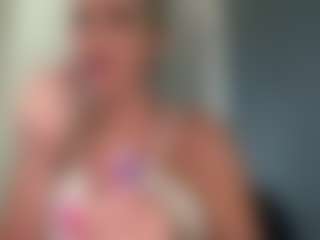 AlenaCroft's Live Sex Cam Show