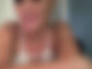 AlenaCroft's Live Sex Cam Show