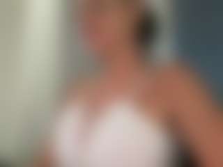 AlenaCroft's Live Sex Cam Show