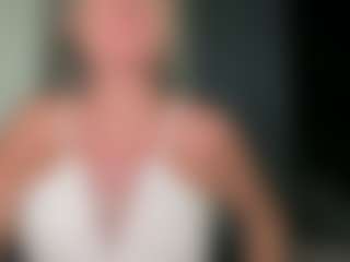 AlenaCroft's Live Sex Cam Show
