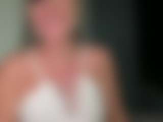 AlenaCroft's Live Sex Cam Show