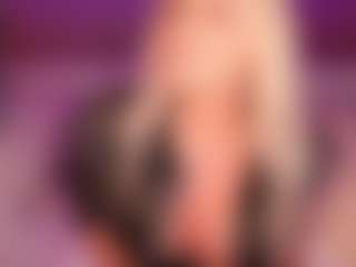 AlenaCroft's Live Sex Cam Show