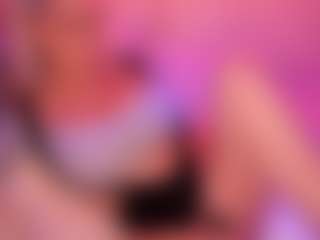 AlenaCroft's Live Sex Cam Show