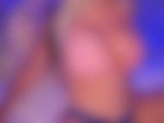 AlenaCroft's Live Sex Cam Show