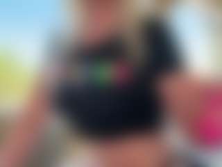AlenaCroft's Live Sex Cam Show