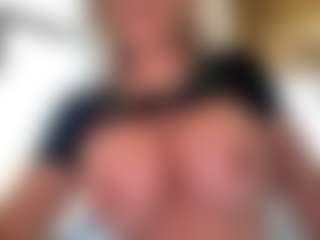 AlenaCroft's Live Sex Cam Show