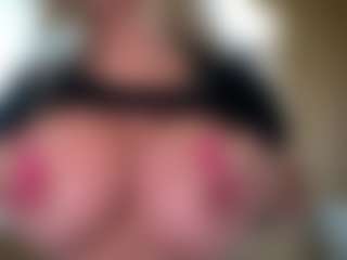 AlenaCroft's Live Sex Cam Show