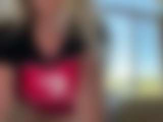 AlenaCroft's Live Sex Cam Show