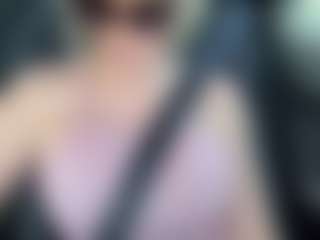 AlenaCroft's Live Sex Cam Show