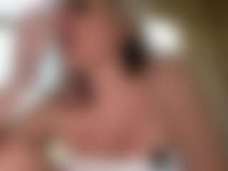 AlenaCroft's Live Sex Cam Show