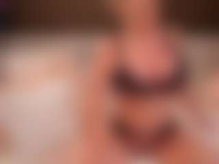 AlenaCroft's Live Sex Cam Show