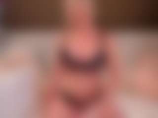 AlenaCroft's Live Sex Cam Show