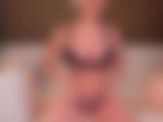 AlenaCroft's Live Sex Cam Show