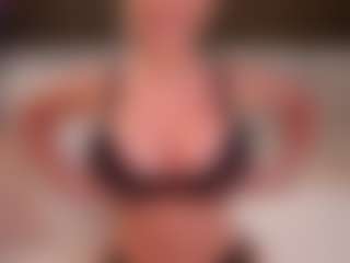 AlenaCroft's Live Sex Cam Show