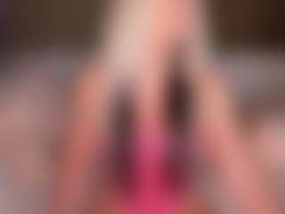 AlenaCroft's Live Sex Cam Show
