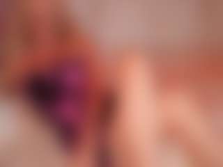 AlenaCroft's Live Sex Cam Show