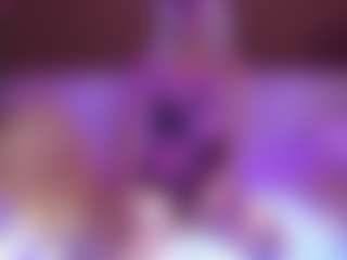 AlenaCroft's Live Sex Cam Show