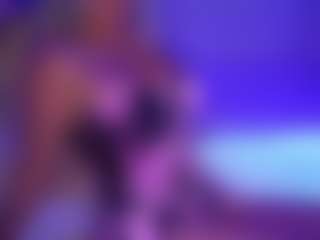 AlenaCroft's Live Sex Cam Show
