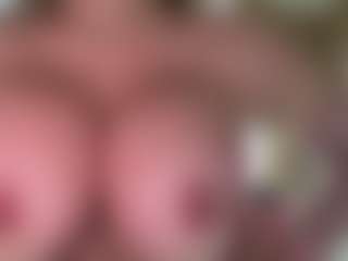 AlenaCroft's Live Sex Cam Show