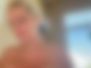 AlenaCroft's Live Sex Cam Show
