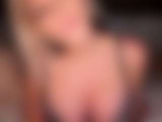 AlenaCroft's Live Sex Cam Show