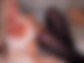 AlenaCroft's Live Sex Cam Show