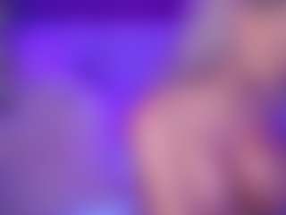 AlenaCroft's Live Sex Cam Show