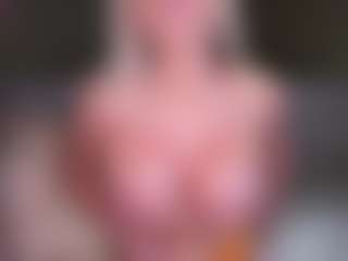 AlenaCroft's Live Sex Cam Show