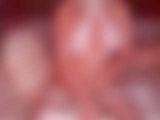 Live cam show with AlenaCroft - BBW on Hubzter Live