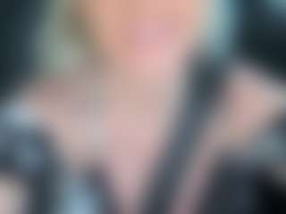 Live cam show with AlenaCroft - BBW on Camsoda