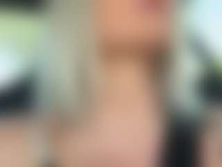 AlenaCroft's Live Sex Cam Show