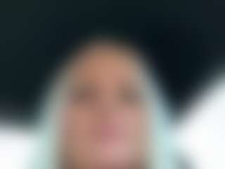 AlenaCroft's Live Sex Cam Show